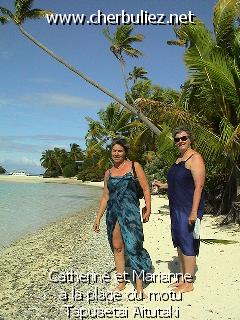 légende: Catherine et Marianne a la plage du motu Tapuaetai Aitutaki
qualityCode=raw
sizeCode=half

Données de l'image originale:
Taille originale: 178990 bytes
Temps d'exposition: 1/425 s
Diaph: f/400/100
Heure de prise de vue: 2003:04:14 15:03:22
Flash: non
Focale: 42/10 mm

